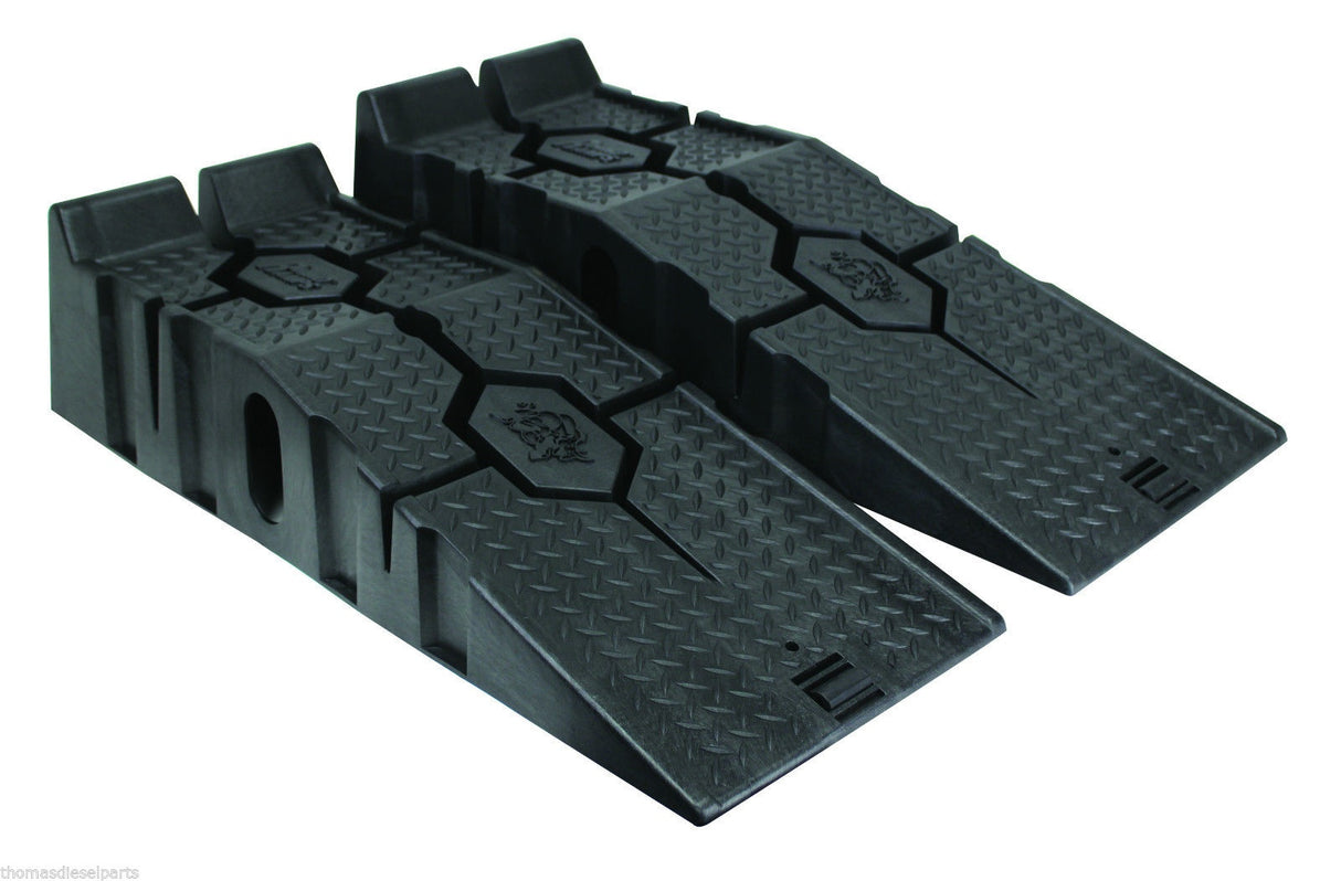 CAR RAMP | UP TO 2.5 TON X 2 | 90X32X22 CM | 2 PCS. (CR25)