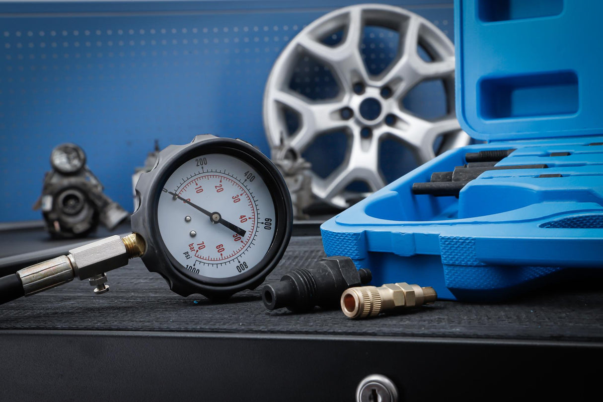 COMPRESSION TESTER FOR DIESEL ENGINES (8008)