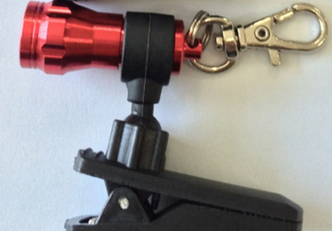 FLASHLIGHT WITH CLIP AND CARABINER | LED (W3241)