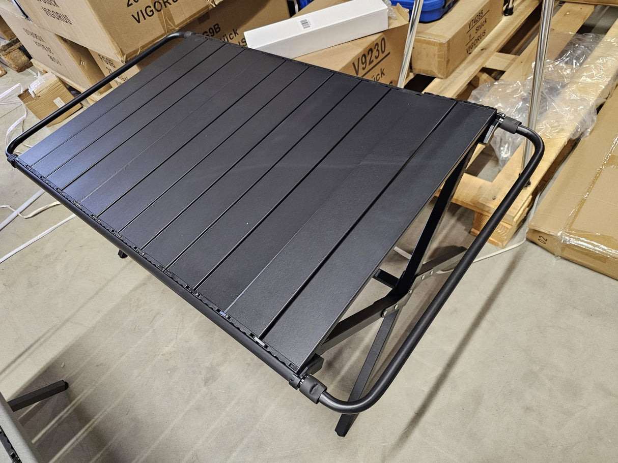 FOLDABLE CAMPING TABLE / COUNTER (LZ00)