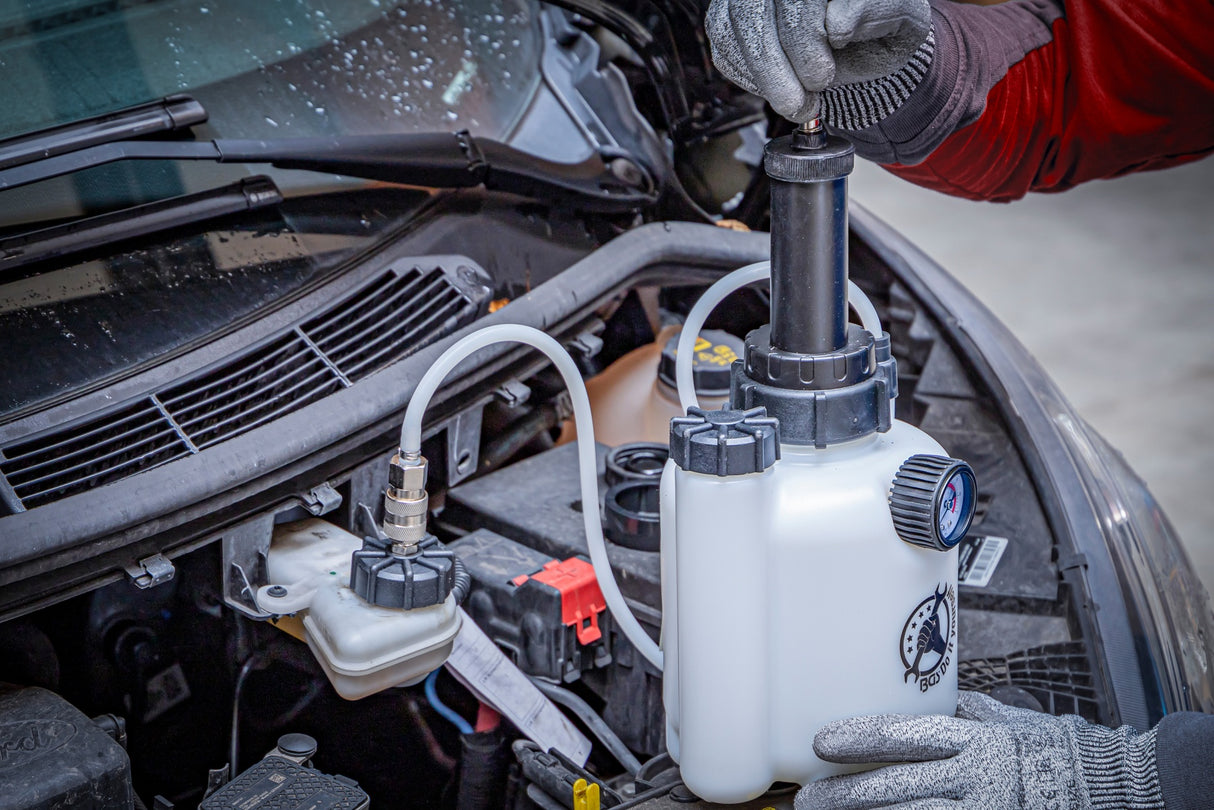 BRAKE AND CLUTCH BLEEDER SYSTEM SET | 2.5 L (71049)