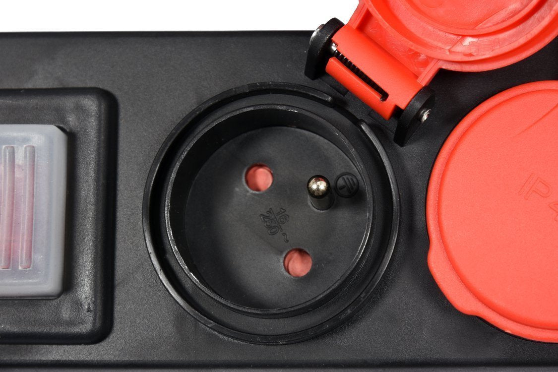 HD POWER STRIP IP 44 W. GROUND 3S 3M (YT-81240)