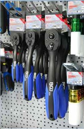 REVERSIBLE RATCHET, PLASTIC BODY | 12.5 MM (1/2") (304)