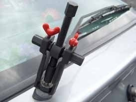 WIPER ARM PULLER TWO-LEG "STAHLBERG" (HD2020)