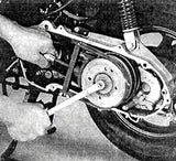 COUNTER HOLDING WRENCH | FOR FLYWHEELS AND CLUTCH BASKETS (8457)