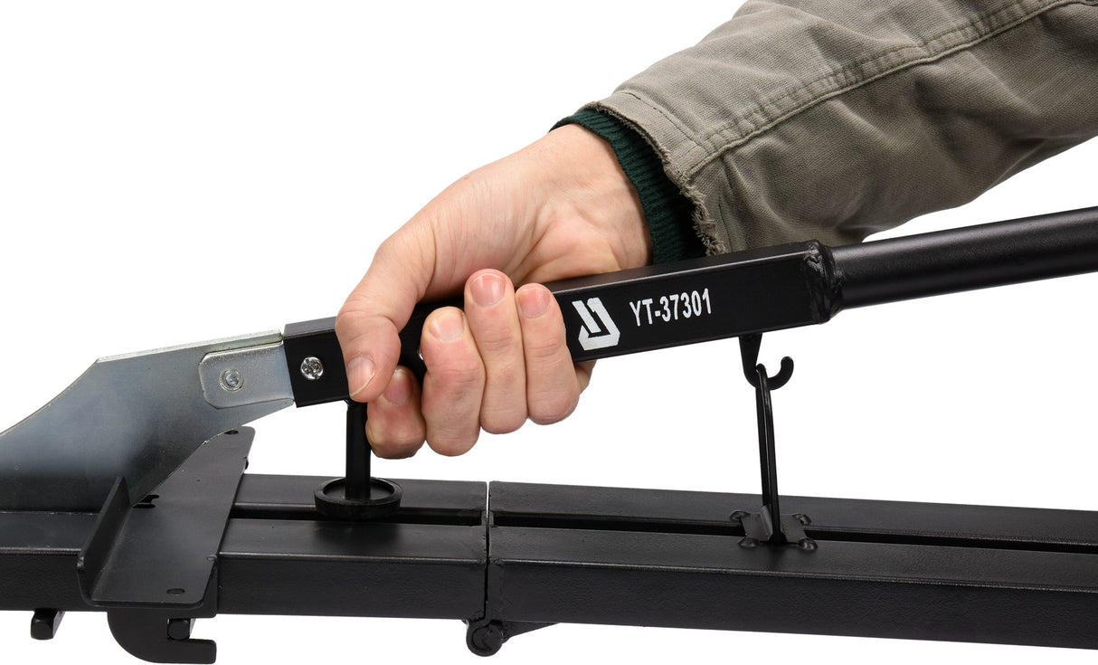 FLOOR LAMINATE GUILLOTINE MACHINE (YT-37301)