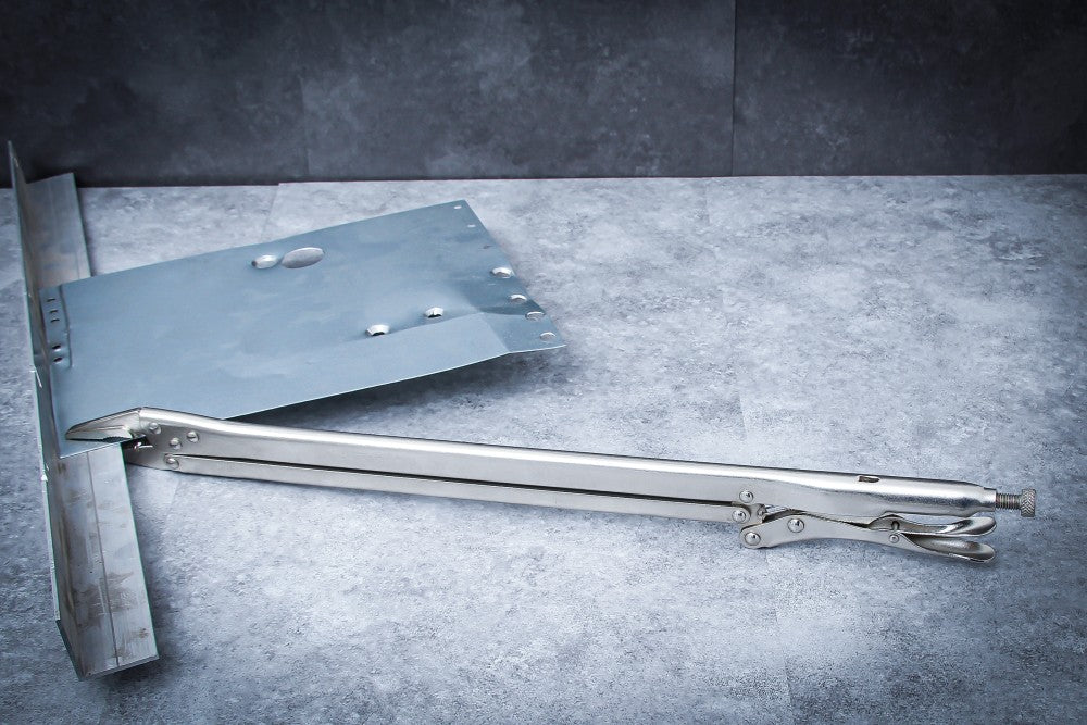 LOCKING LONG NOSE GRIP PLIERS | 500 MM (4497)