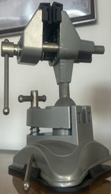 BENCH VISE | SWIVEL | 70 MM JAWS | WITH SUCTION BASE (SK36070M)