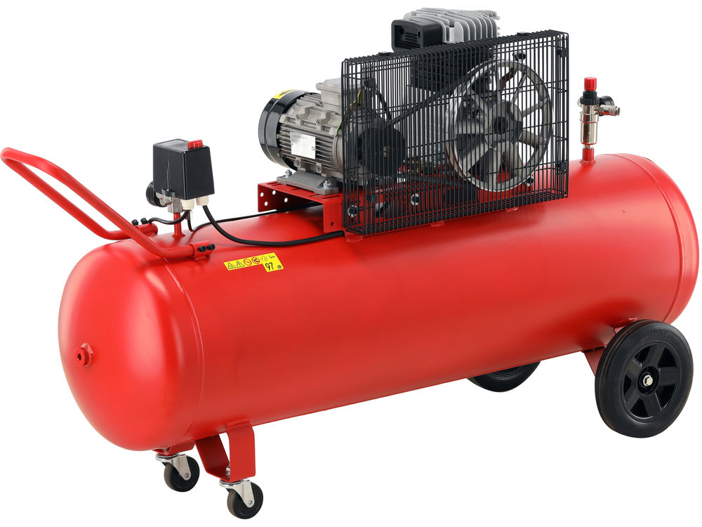 BELT DRIVEN OIL COMPRESSOR 400V 200L (YT-23321)