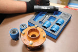 TOOL TRAY 1/6: CLEANING BRUSH SET FOR STUDS AND WHEEL NUT BOLTS (9373)