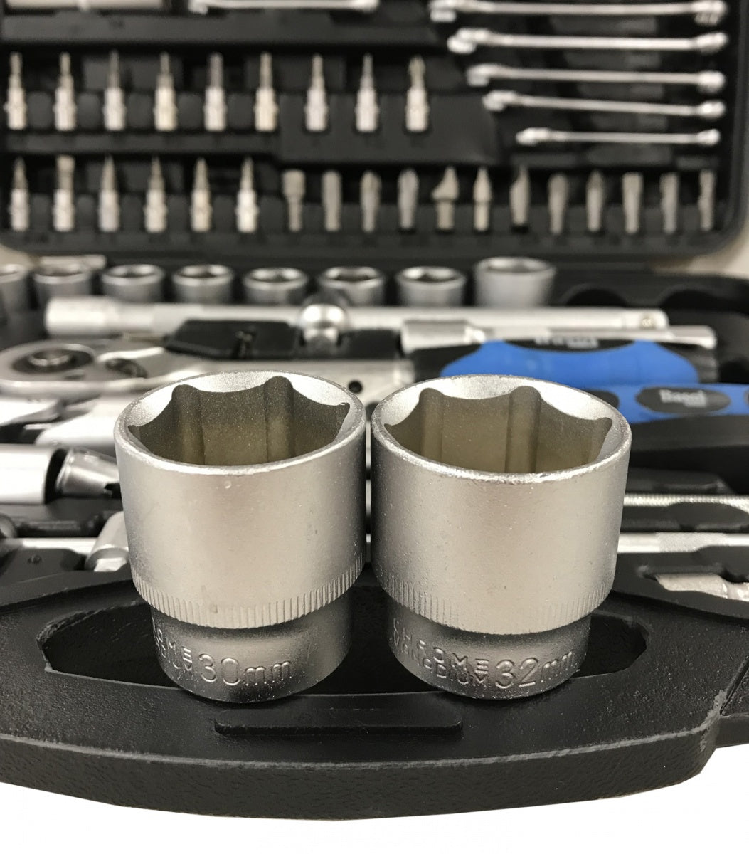 SOCKET AND WRENCH SET | 1/4" + 1/2" | 94 PCS. (BS0094)