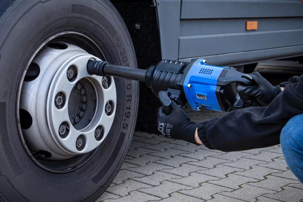 AIR IMPACT WRENCH | 25 MM (1") | 3800 NM (7640)