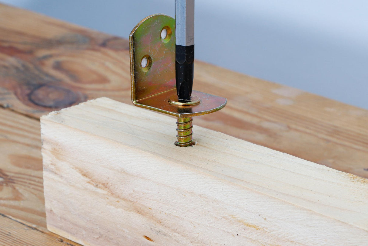 FENCE FITTING (80930)