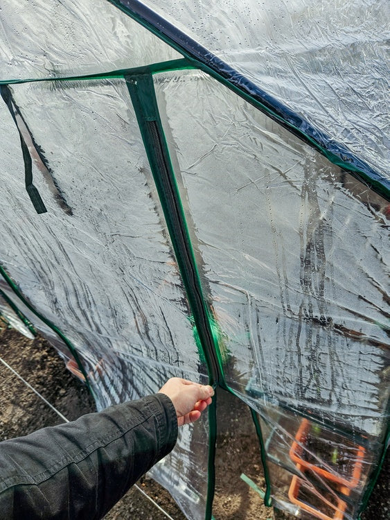WALK-IN GREENHOUSE (90030)