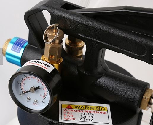 PNEUMATIC OIL FILLING AND EXTRACTION DEVICE WITH ATF ADAPTERS | 6 L | 15 PCS. (FD6L)
