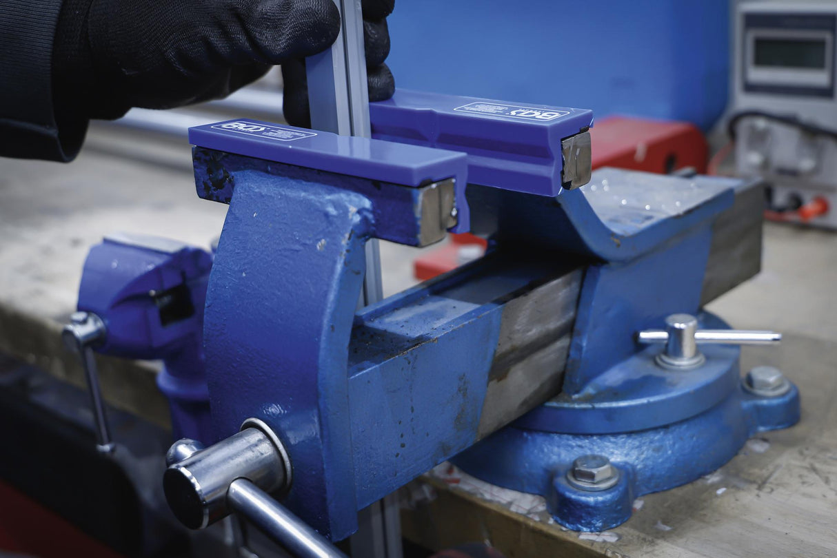 BENCH VICE JAW PROTECTORS | PLASTIC | 125 MM | 2 PCS. (3046)