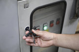 UNIVERSAL SWITCHBOARD KEY (9805)