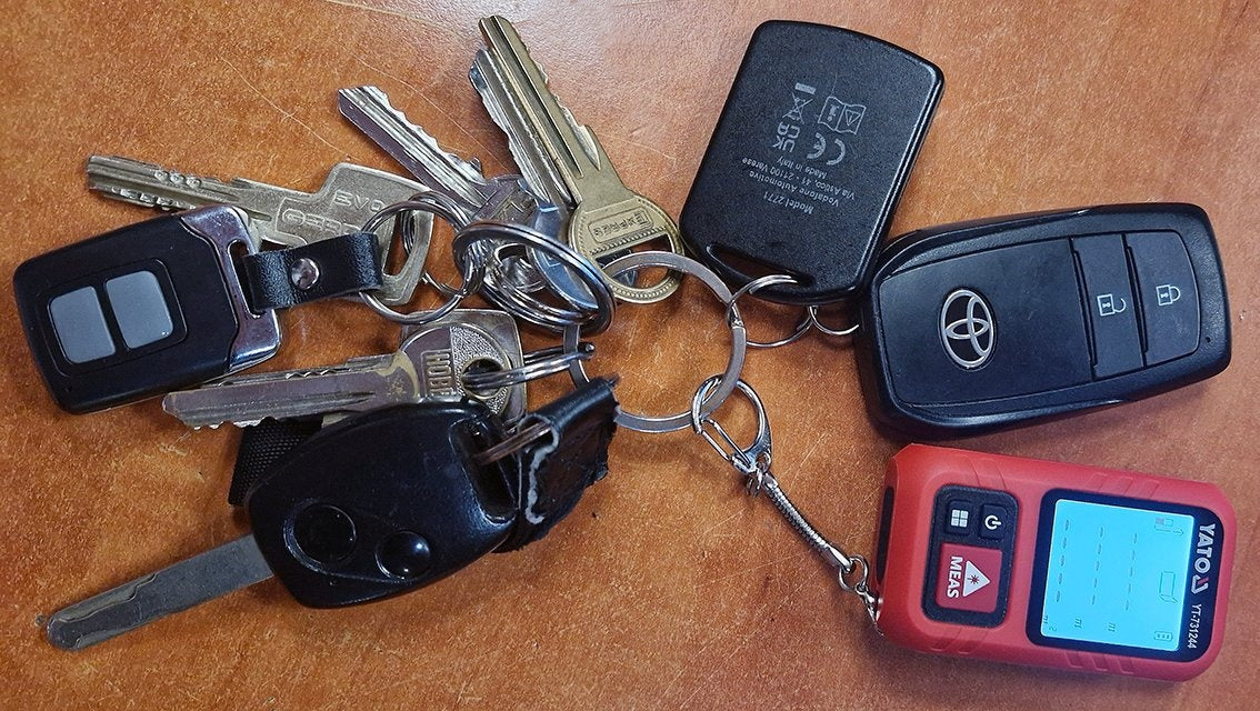 LASER DISTANCE MEASURER - KEYCHAIN | 0.05 - 30 M (YT-731244)