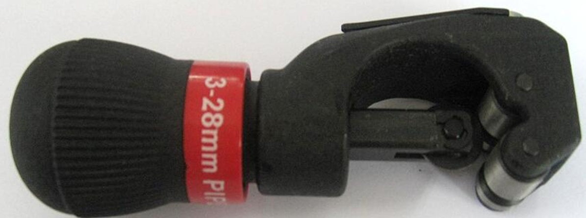 PIPE CUTTER | THICK HANDLE | 3 - 28 MM (WT1032)