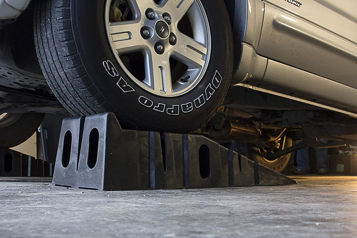 CAR RAMP | UP TO 2.5 TON X 2 | 90X32X22 CM | 2 PCS. (CR25)