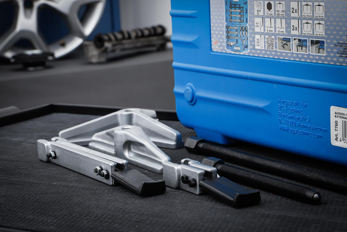 EXTERNAL / INTERNAL PULLER SET, 2 AND 3-ARM | 13 PCS. (7760)