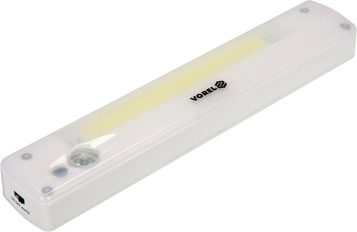 NIGHT LAMP 120LM BODY, LIGHT SENSOR,3AAA (82830)