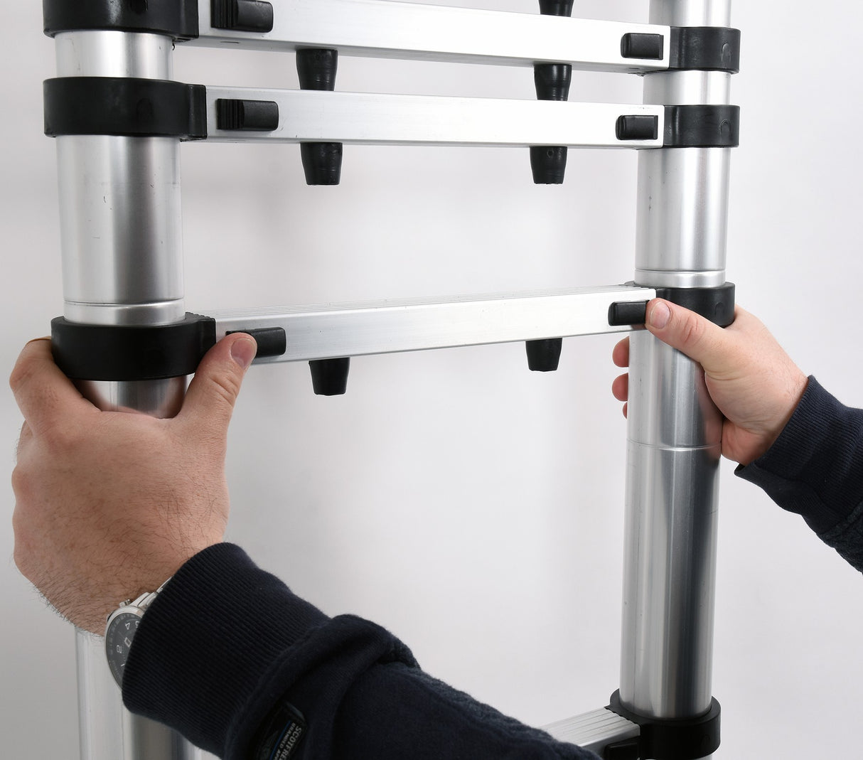 ALU TELESCOPIC LADDER 3,8M 13STEPS (17702)