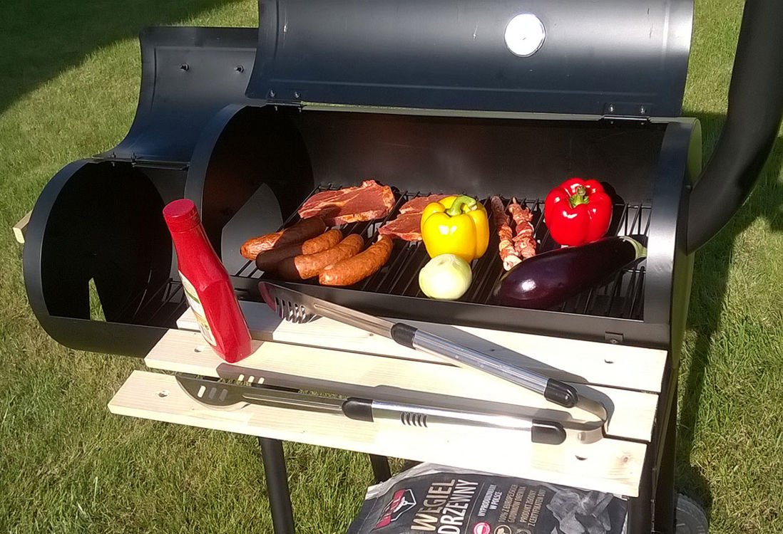 GRILL AND SMOKER, COOKING AREA: 60CM (W) (99513)