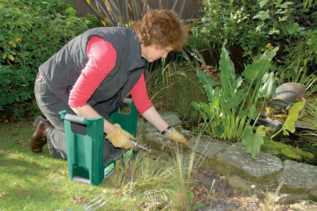 FOLDING GARDEN STOOL WITH TOOL COMPARTMENT | 3 IN 1 (KS3T)