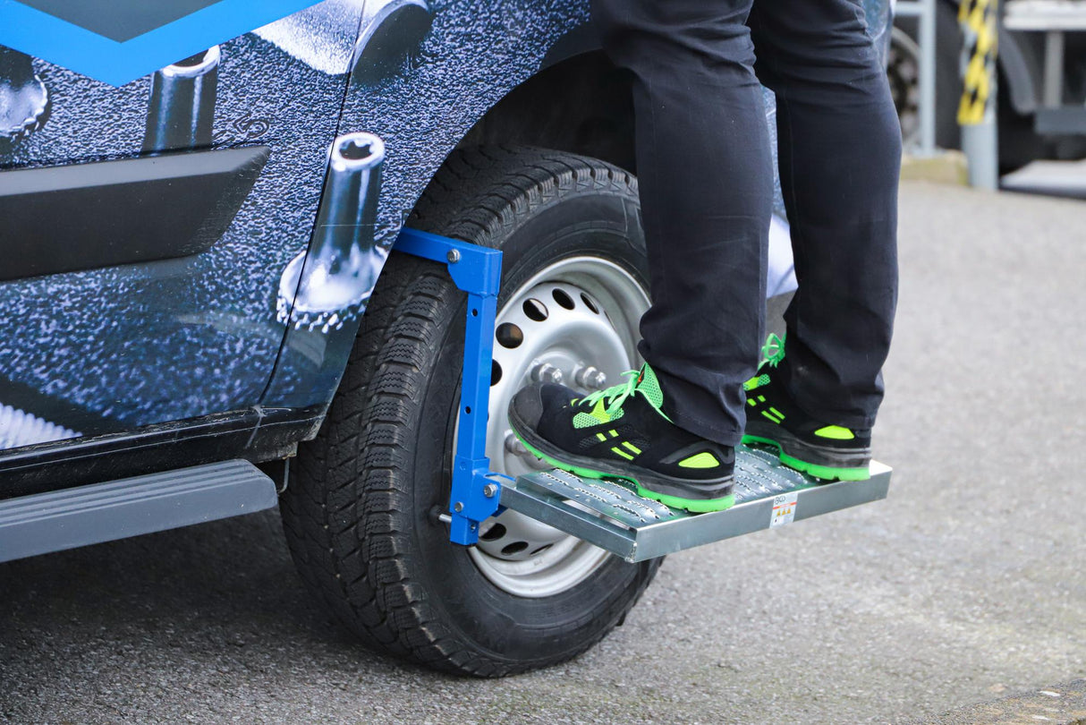 TYRE STEP | ADJUSTABLE | FOR LIGHT VANS AND 4X4 VEHICLES (71002)