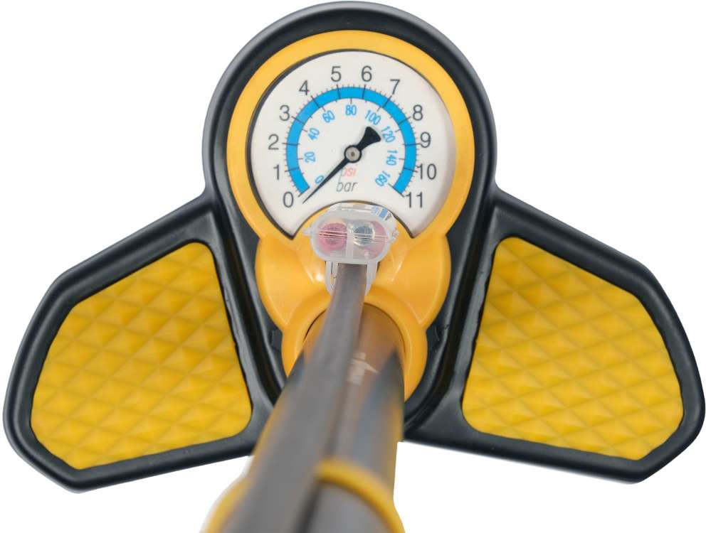 HAND PUMP (82023)