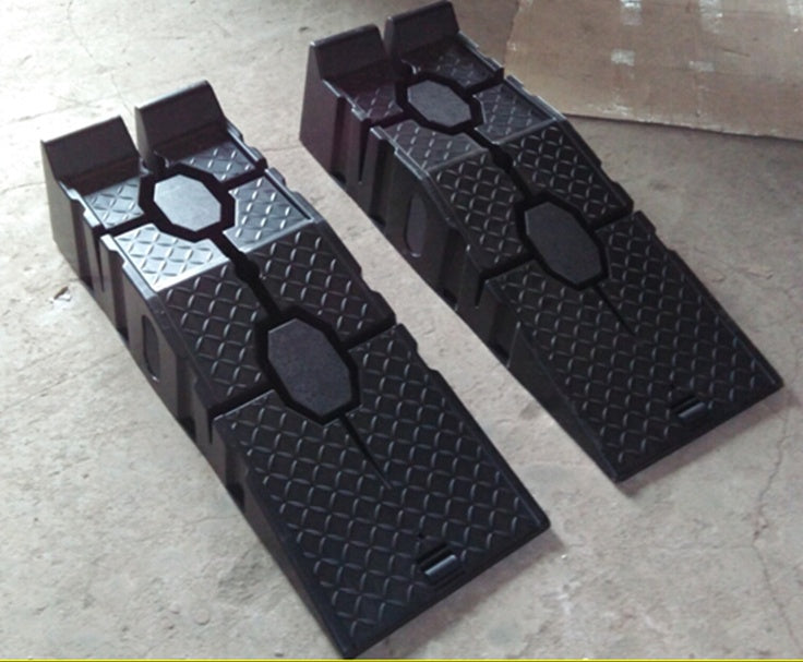 CAR RAMP | UP TO 2.5 TON X 2 | 90X32X22 CM | 2 PCS. (CR25)