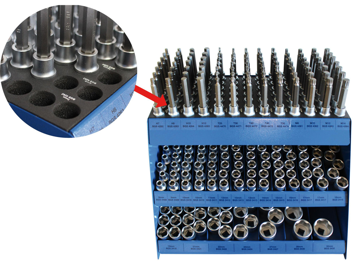 COMMERCIAL SALES STAND, FULLY EQUIPPED: 1/2" SOCKETS / 1/2" BIT SET 315 PCS. (4095)