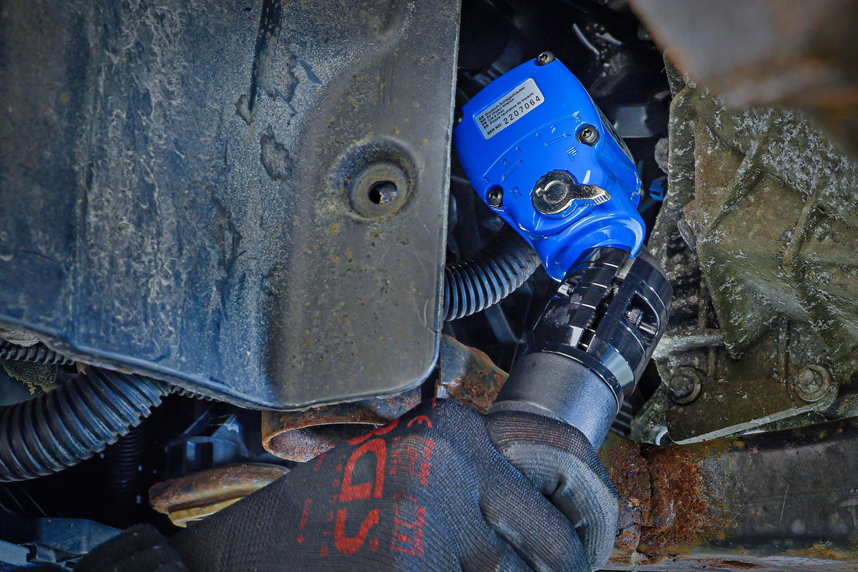 AIR IMPACT WRENCH | ANGLED | WITH ROTATABLE AND TILTABLE HEAD | 12.5 MM (1/2") | 650 NM (74232)