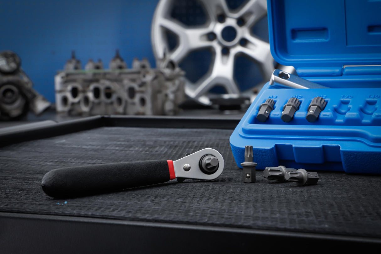 DOOR HINGE MOUNTING TOOL SET (8415)